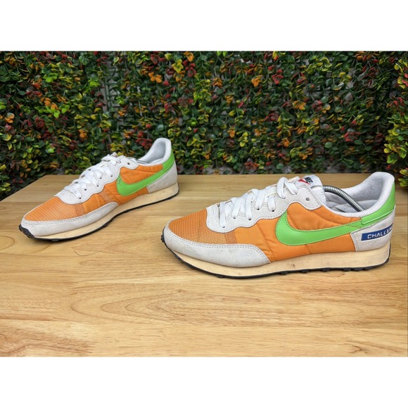 nike challenger og label maker